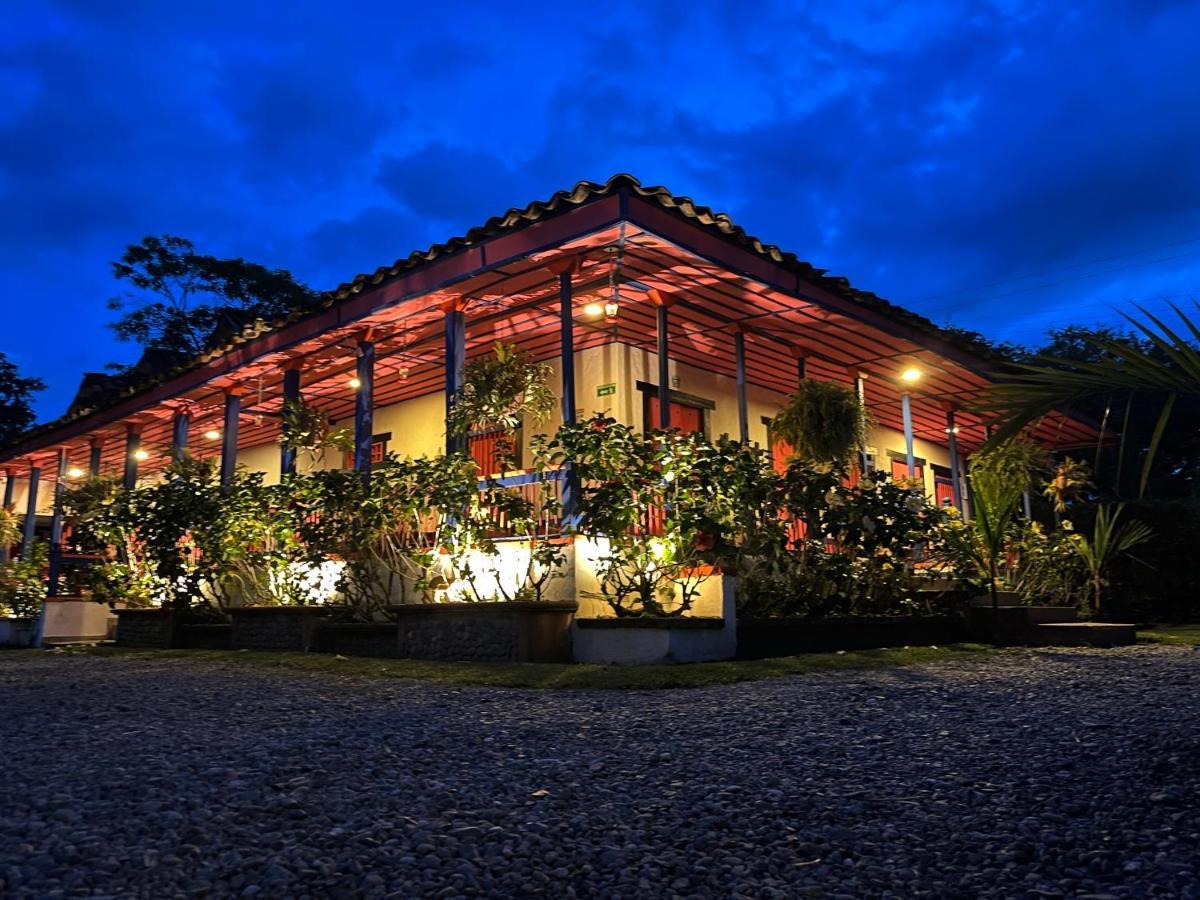 El Percal Hacienda Hotel Montenegro Εξωτερικό φωτογραφία