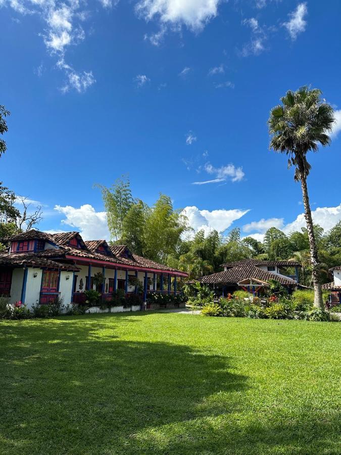 El Percal Hacienda Hotel Montenegro Εξωτερικό φωτογραφία