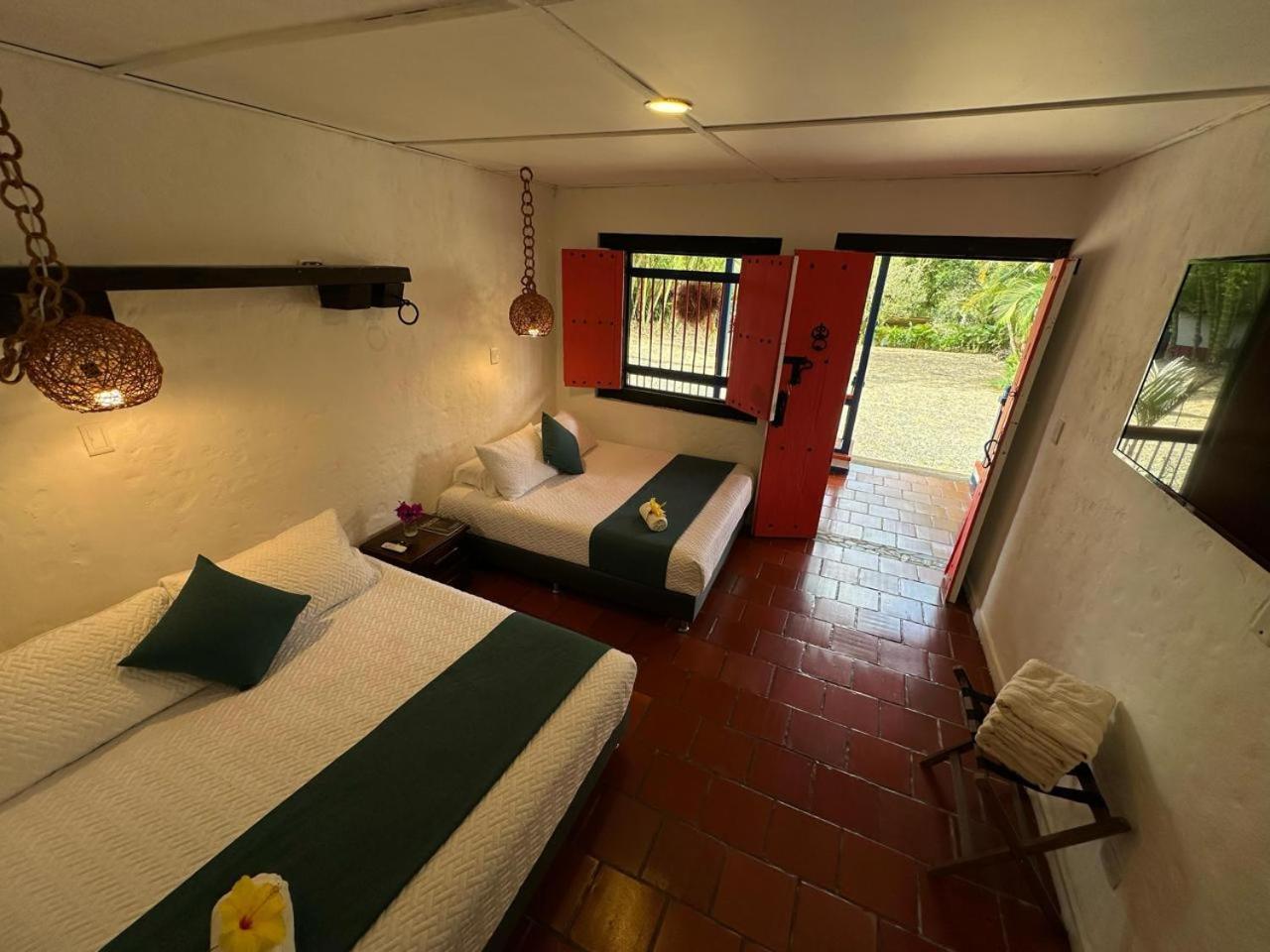 El Percal Hacienda Hotel Montenegro Εξωτερικό φωτογραφία
