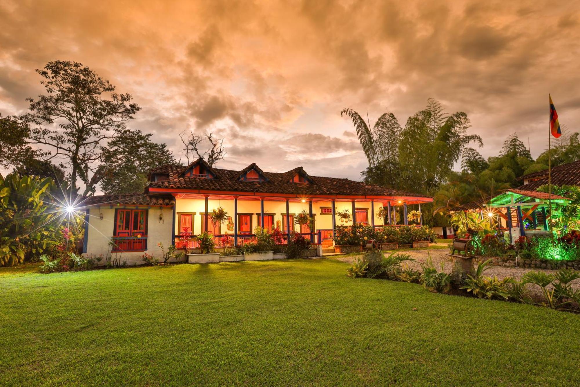 El Percal Hacienda Hotel Montenegro Εξωτερικό φωτογραφία